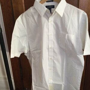 New in packaging…Lands End Wrinkle Free Broadcloth SS Shirt